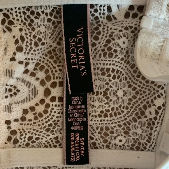 Victoria's Secret Lace-Up White Crop Top - Picture 5 of 5